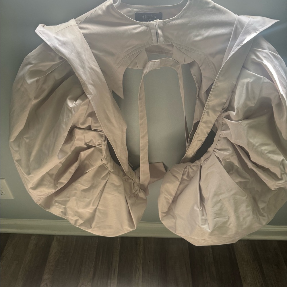 AKIRA Cream Cape Jacket Lightweight Performance